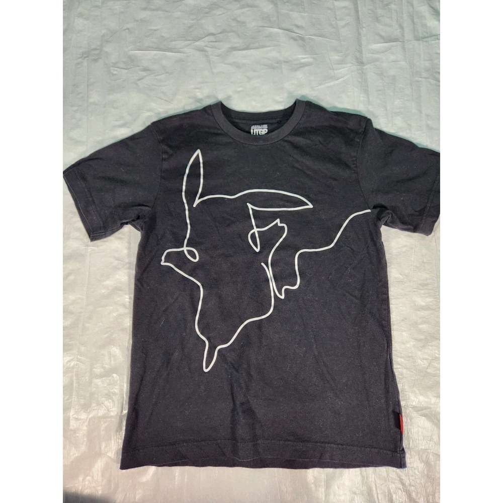 Uniqlo UTGP Nintendo Pokemon Pikachu Graphic T-Shirt XS Shirt Black White